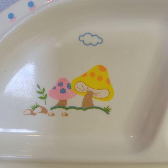Vintage 1986 Peco Divided Childs Plate  and Bowl Set Turtle Bunnies Mushrooms - Picture 5 of 12
